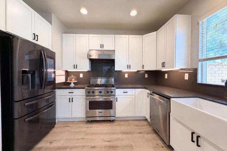 Photo 8 of 24 of 29206 Rio Lobo Way, Valencia, CA