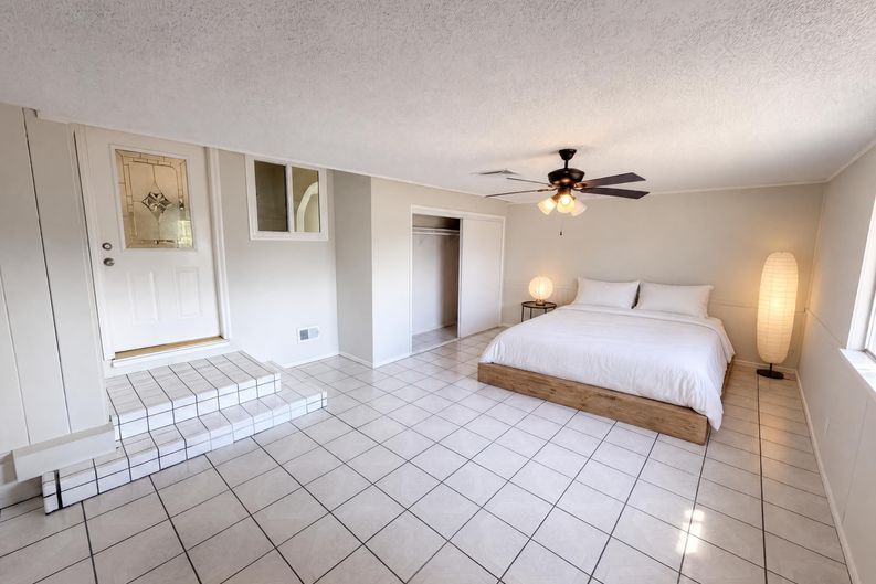 Photo 4 of 20 of 17787 Ivy Ave, Fontana, CA
