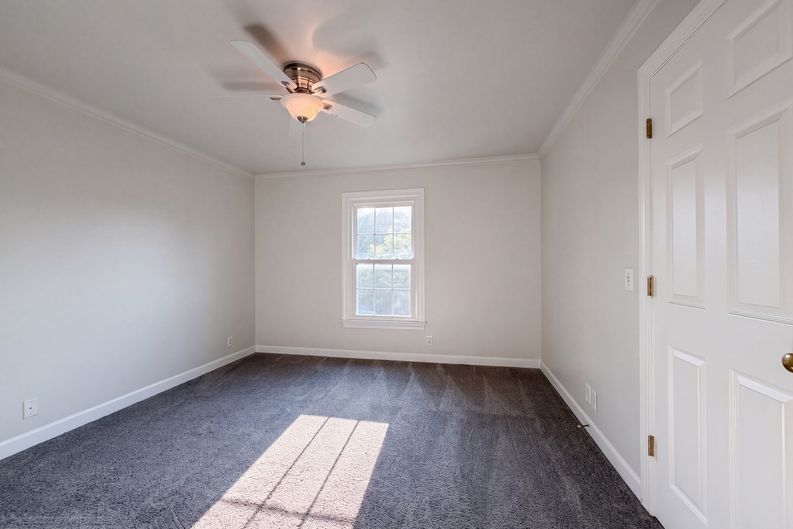 Photo 9 of 24 of 102 Shorecrest Cir, Hendersonville, TN