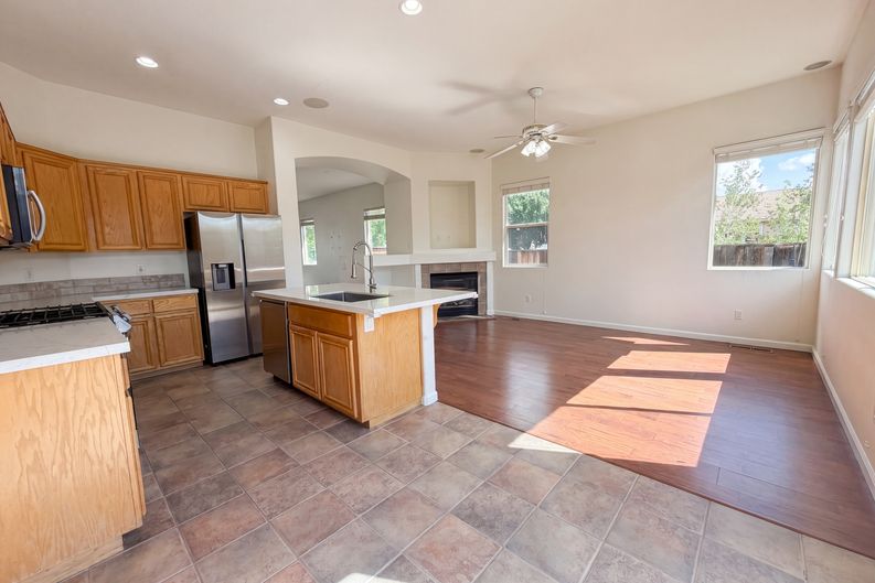 Photo 7 of 22 of 9889 Northrup Dr, Reno, NV