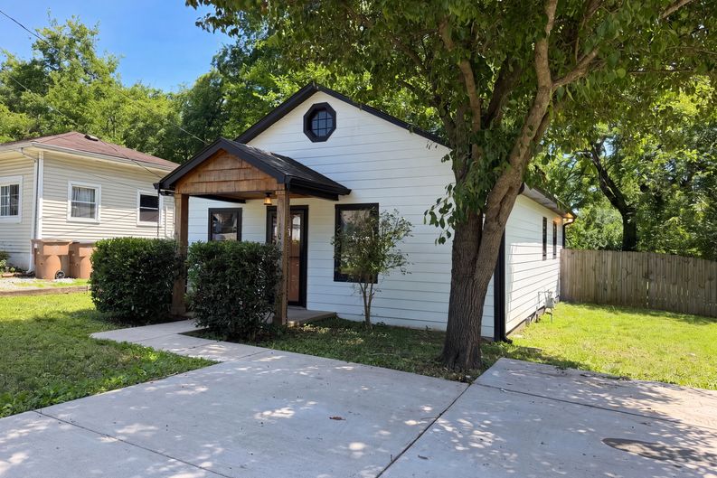 Photo 15 of 20 of 509 Drake Ave, Nashville, TN