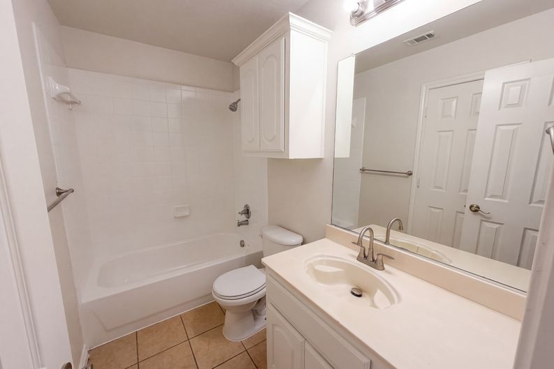 Photo 24 of 29 of 1803 High Meadow St, Glenn Heights, TX