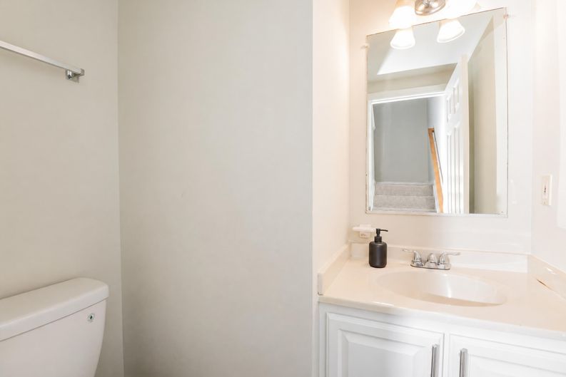 Photo 13 of 21 of 2710 Stanton Rd SE, Washington, DC