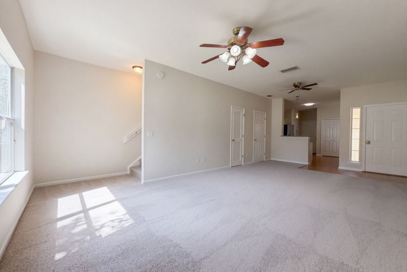 Photo 3 of 15 of 1211 Southern Stream Ct, Saint Johns, FL