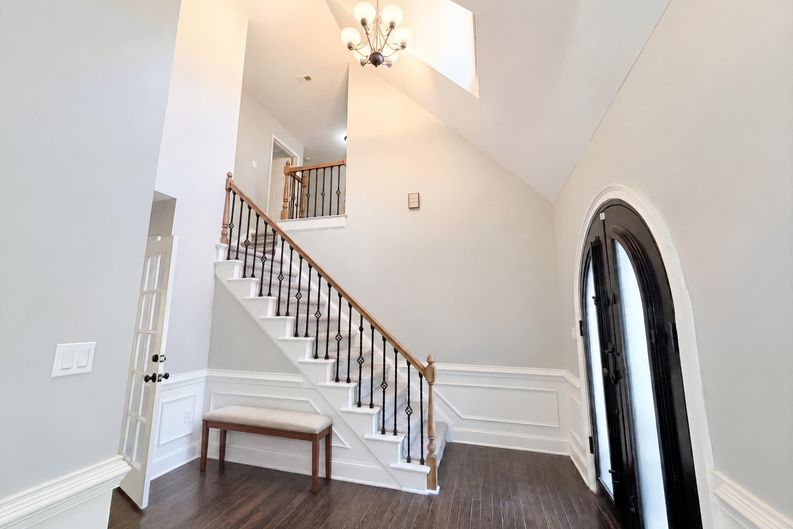 Photo 21 of 58 of 984 Forest Pond Ct, Marietta, GA