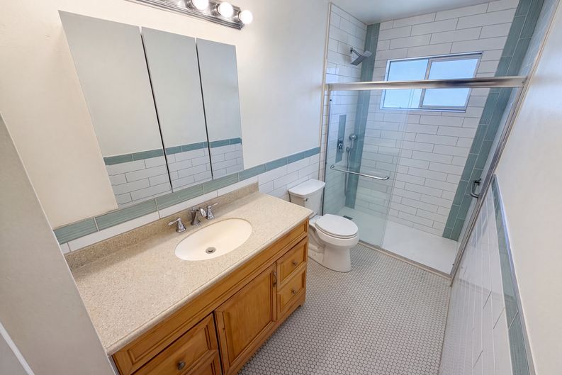 Photo 20 of 30 of 21312 E Greenhaven St, Covina, CA
