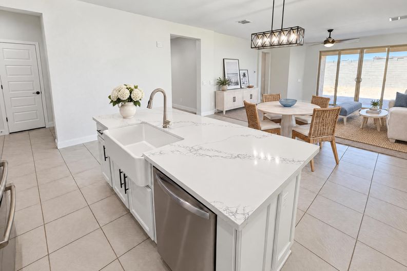 Photo 10 of 45 of 17996 W Raymond St, Goodyear, AZ