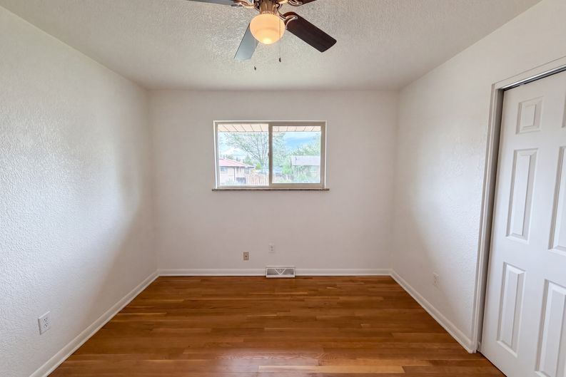 Photo 4 of 22 of 5421 Raritan Way, Denver, CO