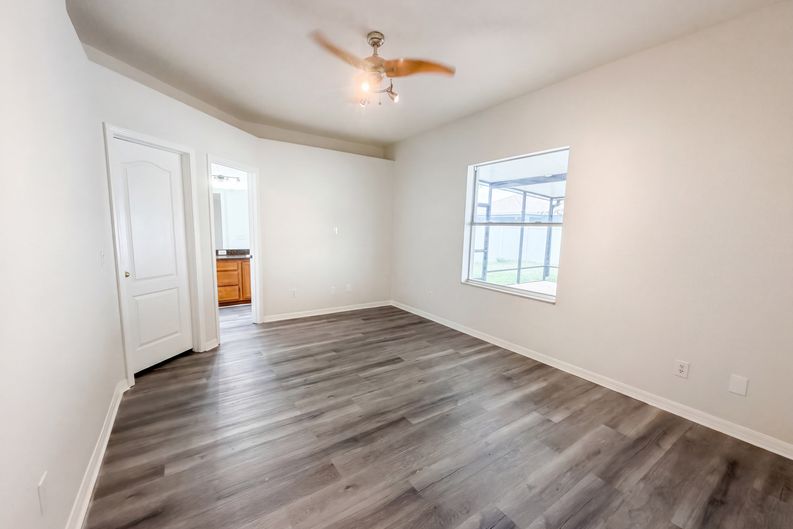 Photo 13 of 20 of 3408 Grove Blossom Ln, Plant City, FL