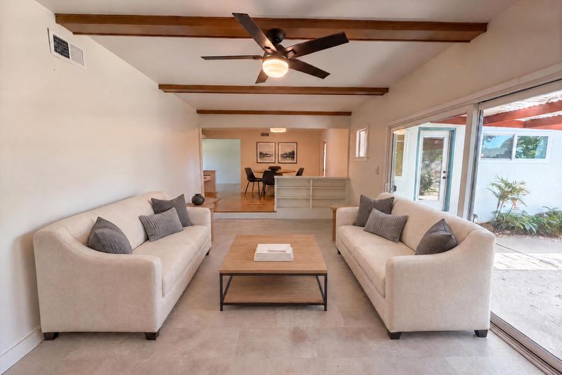 Photo 17 of 27 of 9630 Beachwood Dr, Orangevale, CA