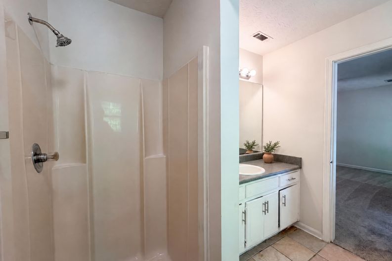Photo 17 of 22 of 430 Cornwallis Way, Fayetteville, GA