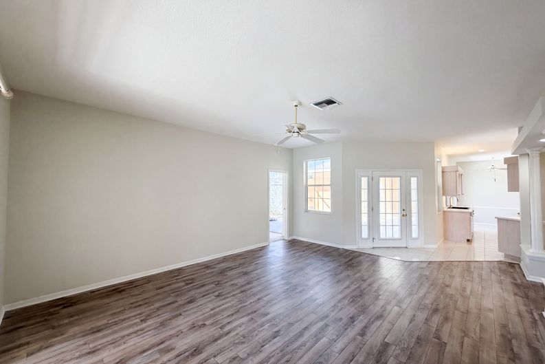 Photo 8 of 23 of 3608 Creekside Dr, Sebring, FL