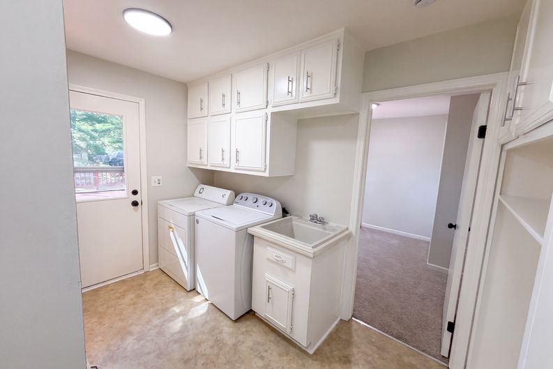 Photo 16 of 21 of 38651 Chartier St, Harrison Township, MI