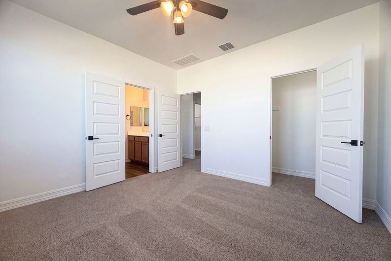 Photo 4 of 23 of 2166 W Madisen Marie Ave, San Tan Valley, AZ
