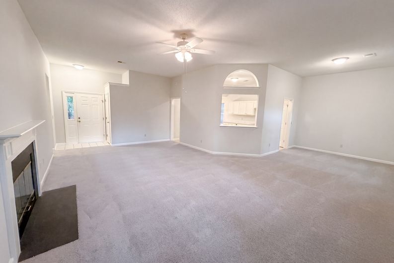 Photo 19 of 28 of 13 Stanford Ridge Ct, Irmo, SC