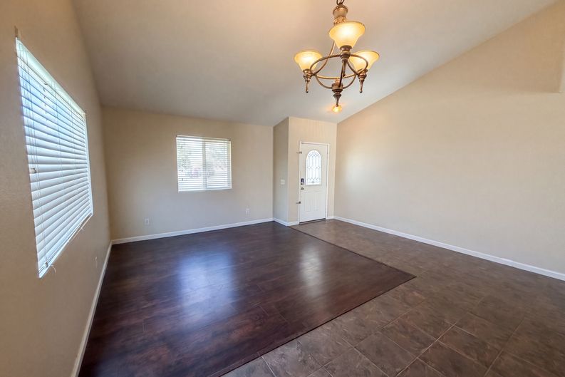 Photo 8 of 36 of 11401 Villa St, Adelanto, CA