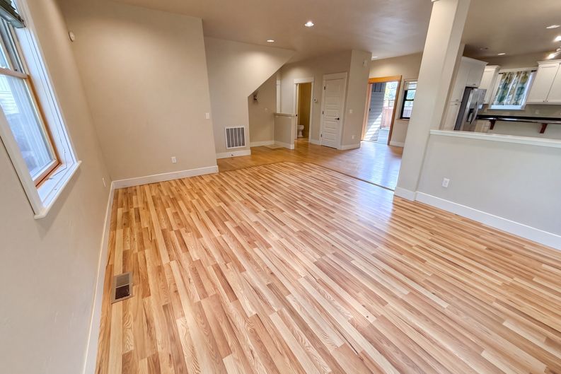 Photo 8 of 26 of 1125 W 28th Ave, Eugene, OR