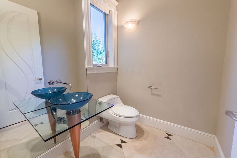 Photo 29 of 56 of 17695 S Fieldstone Ct, Oregon City, OR