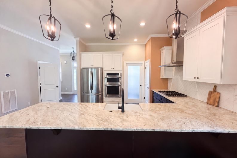 Photo 4 of 18 of 1010 Holloway St, Durham, NC