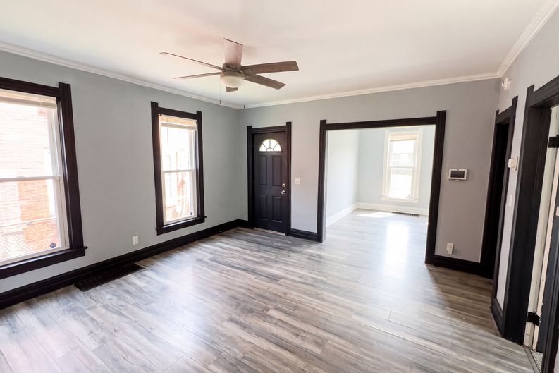 Photo 7 of 32 of 608 Howland Ave, Toledo, OH