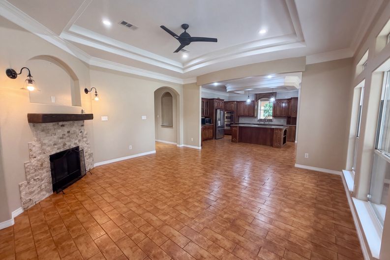 Photo 3 of 69 of 1005 Lewis Dr, Kemah, TX