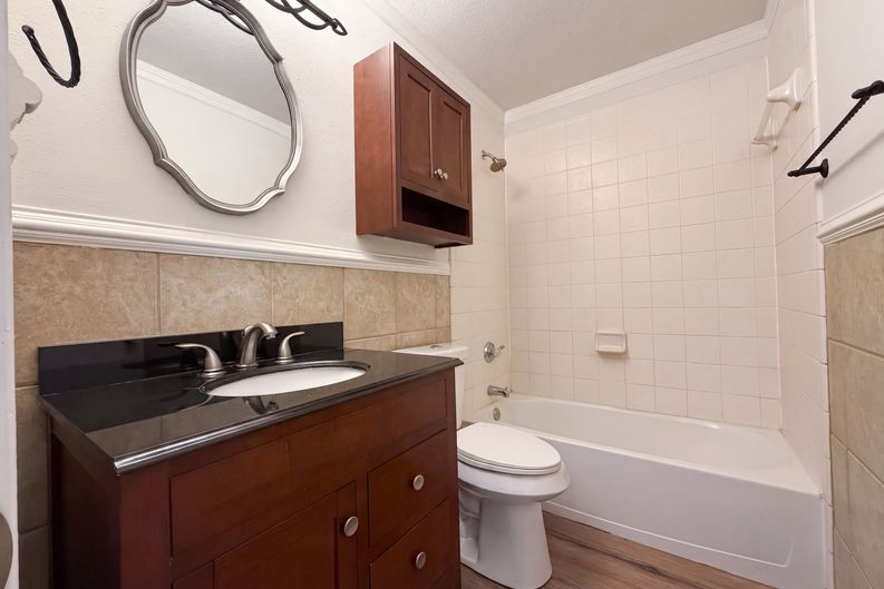 Photo 15 of 16 of 1620 Sunview Cir, New Braunfels, TX
