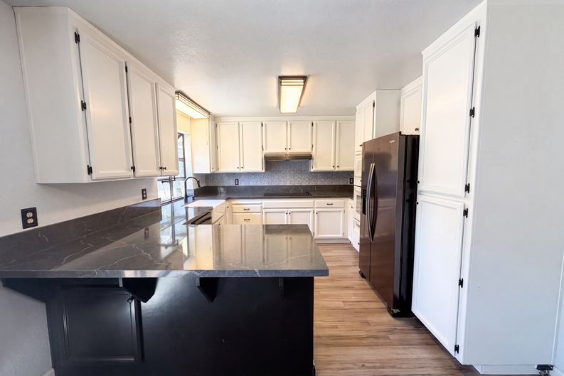 Photo 14 of 34 of 23944 Oakmont Way, Auburn, CA