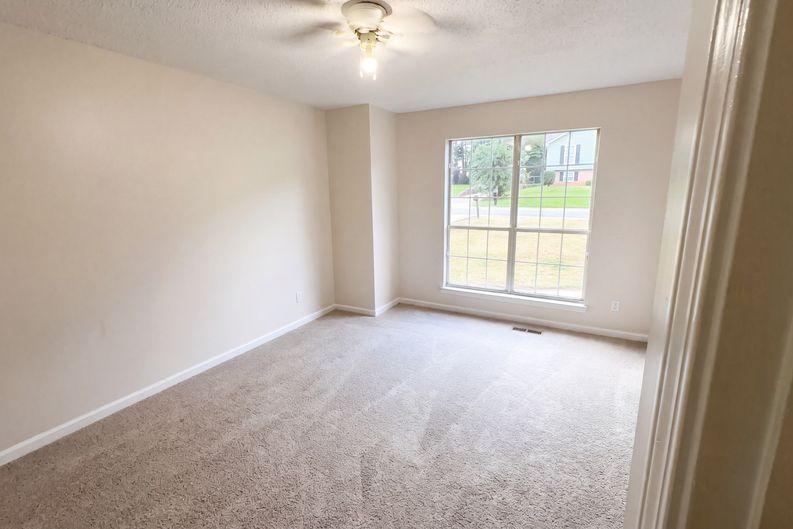 Photo 17 of 33 of 1253 4th Way, Pleasant Grove, AL