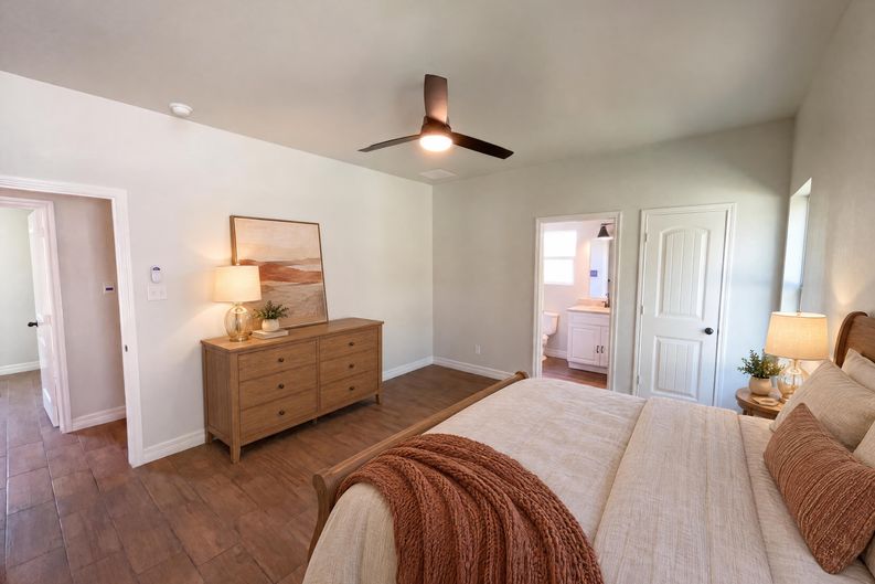 Photo 6 of 18 of 102 Bowdoin St, San Antonio, TX
