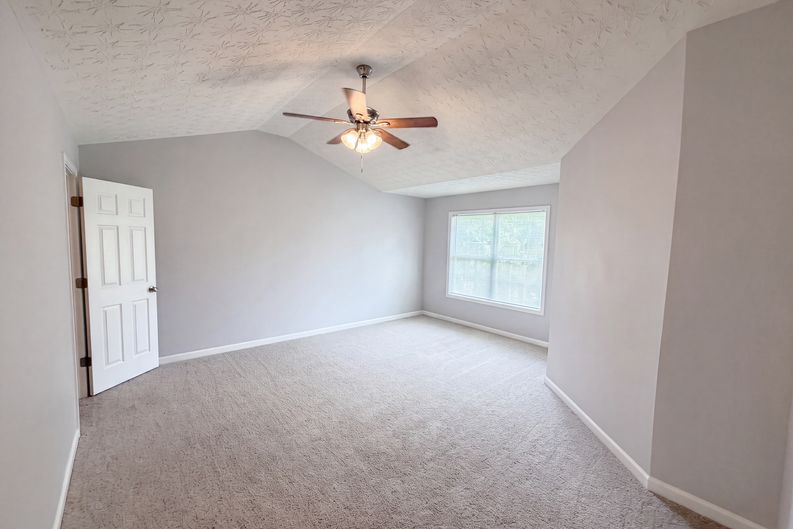 Photo 15 of 44 of 4636 Pine Acre Cir, Sugar Hill, GA