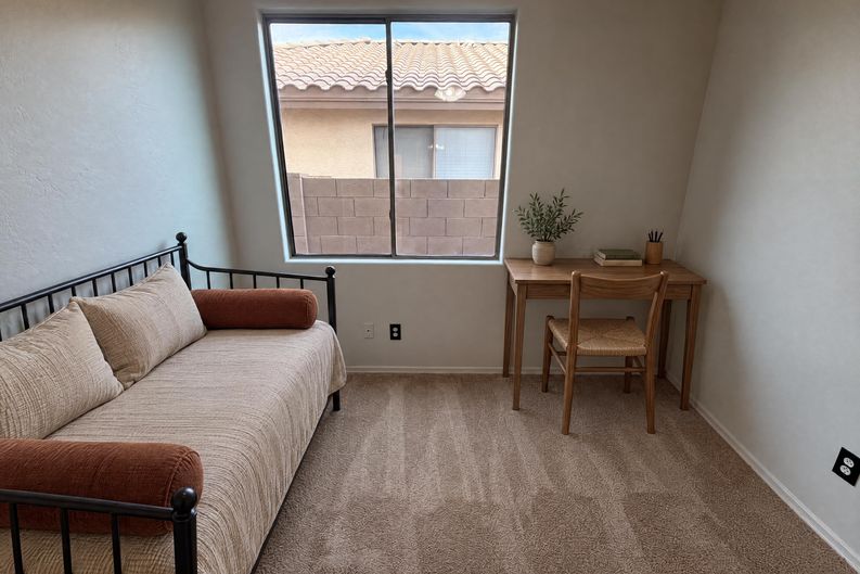 Photo 11 of 40 of 2464 W Warren Dr, Anthem, AZ
