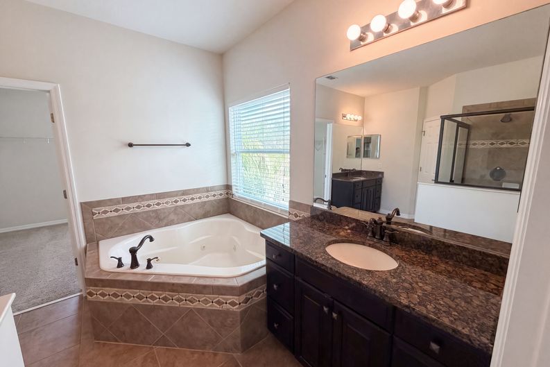 Photo 29 of 46 of 280 Chandler Cir, Oviedo, FL