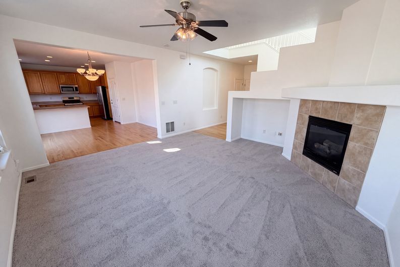 Photo 3 of 31 of 10253 Uravan St, Commerce City, CO