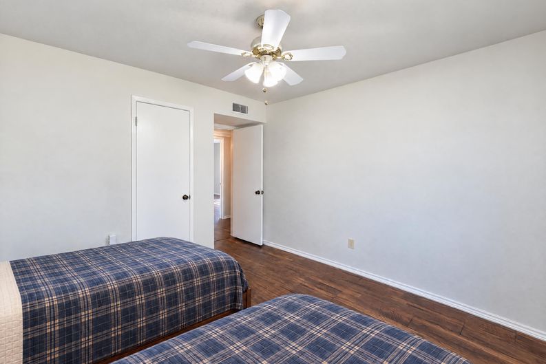 Photo 15 of 21 of 1226 Sequoia Dr, Desoto, TX