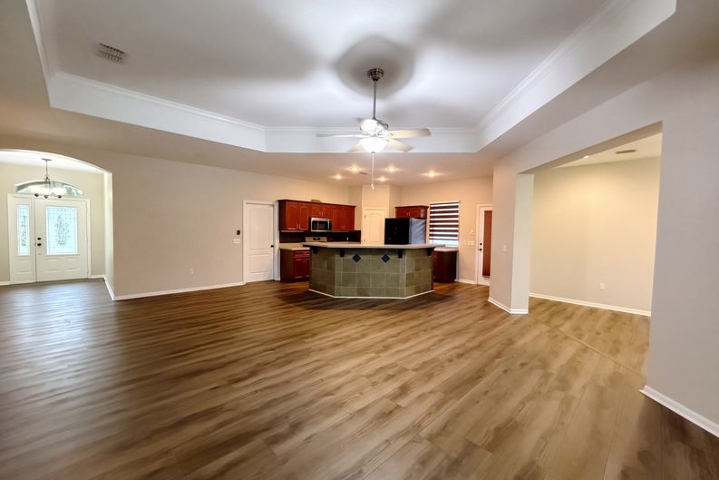 Photo 10 of 29 of 219 Willow Bend Pkwy, Lutz, FL