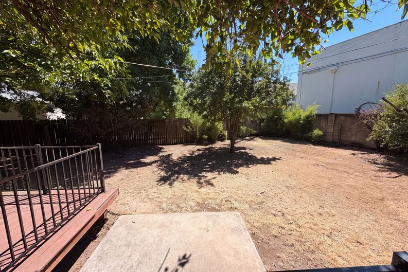 Photo 24 of 30 of 209 Bryan Ave, Roseville, CA
