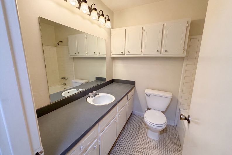 Photo 16 of 21 of 1276 Robin Rd NE, Conyers, GA