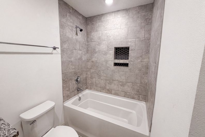 Photo 14 of 26 of 3444 Valeview Dr, Apopka, FL