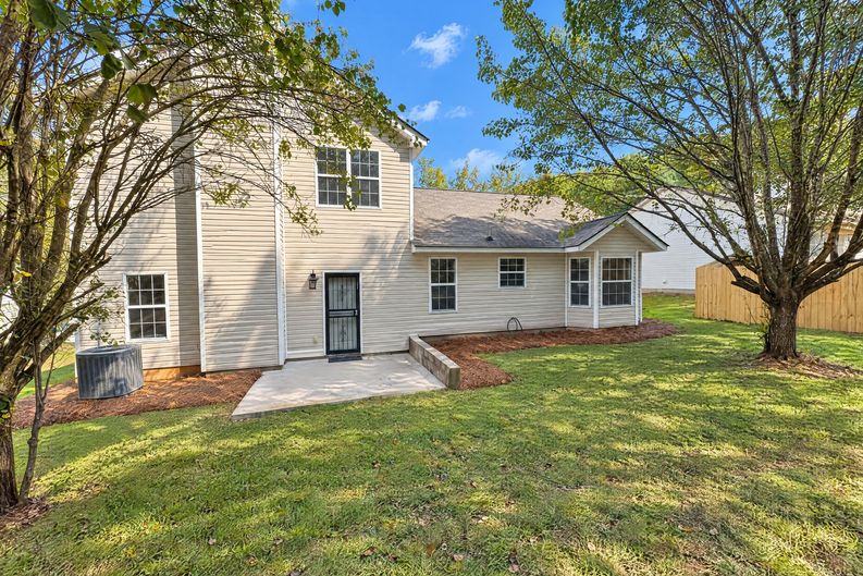 Photo 5 of 29 of 2197 Hidden Creek Dr, Decatur, GA