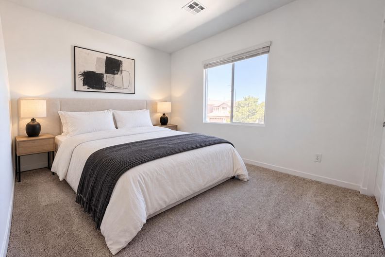 Photo 14 of 19 of 8373 W Rochelle Ave, Las Vegas, NV