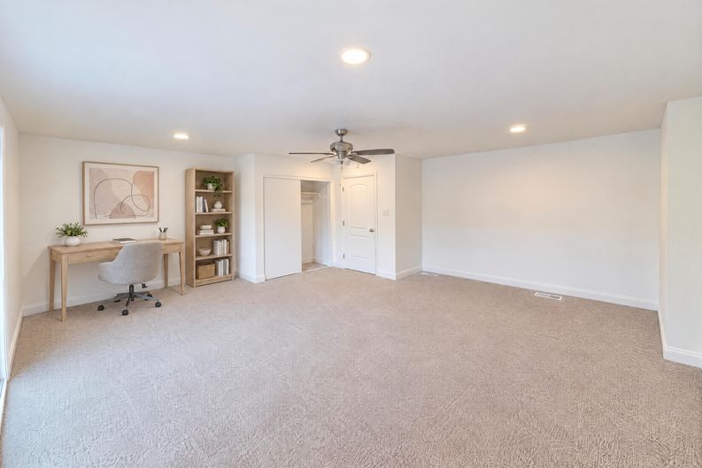 Photo 16 of 25 of 2625 El Greco Dr, Modesto, CA