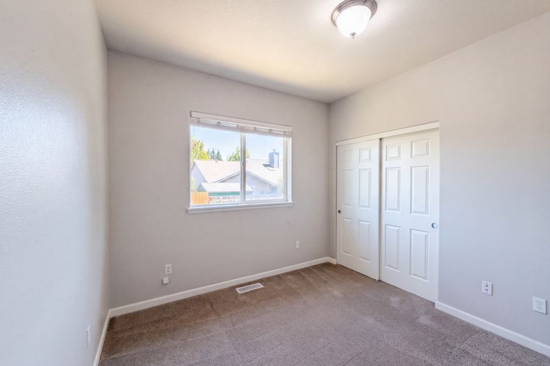 Photo 13 of 22 of 1586 NE Grandhaven St, McMinnville, OR