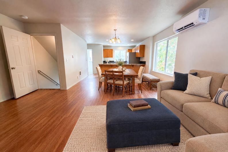 Photo 3 of 21 of 12103 SE Harold St, Portland, OR