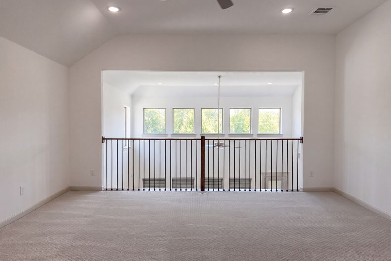 Photo 9 of 28 of 9694 Brackenfield Ln, Frisco, TX