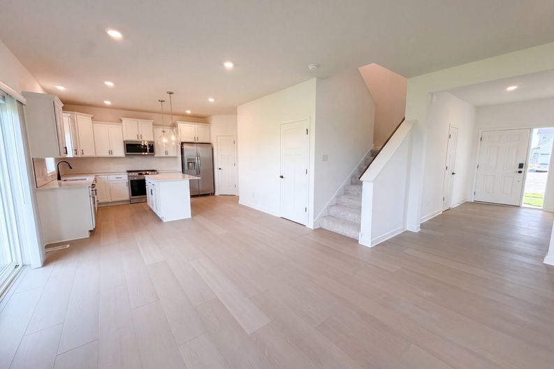 Photo 3 of 42 of 1577 Upper 141st St E, Rosemount, MN