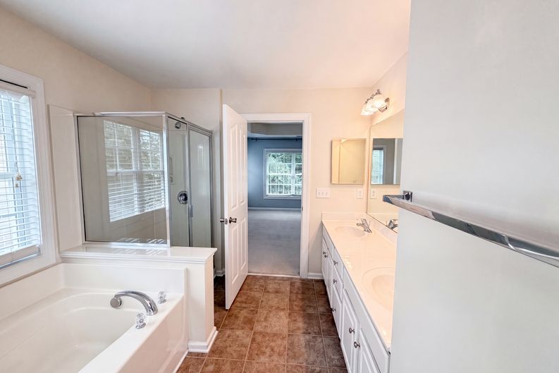 Photo 15 of 22 of 12312 Chesley Dr, Charlotte, NC