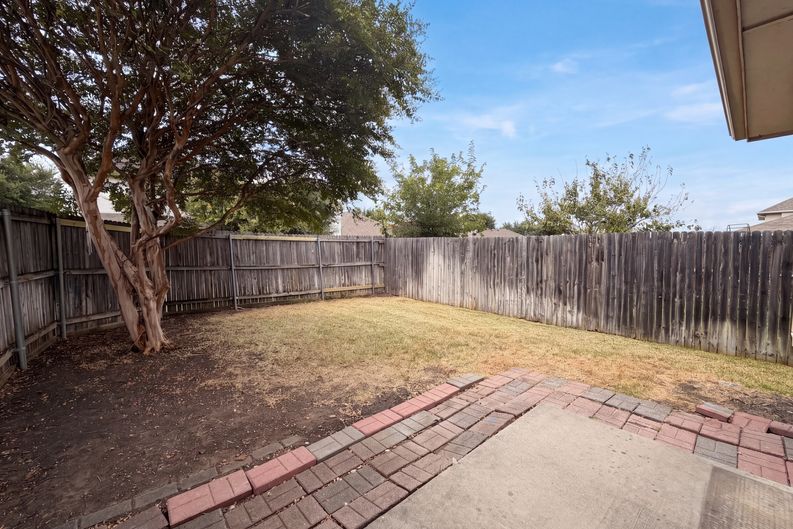 Photo 25 of 26 of 1406 Di Orio Dr, Lewisville, TX