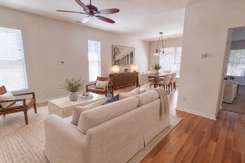Photo 3 of 17 of 12740 Windyedge Rd, Huntersville, NC