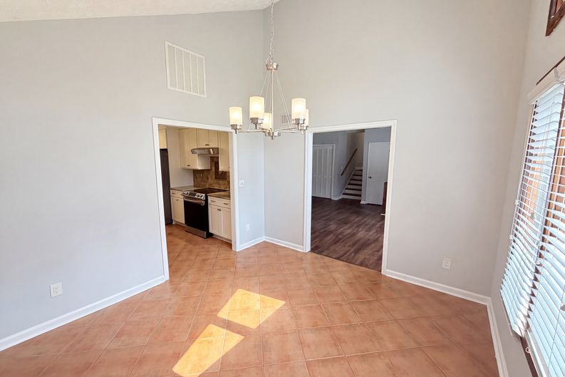 Photo 14 of 33 of 3409 Woodrun Trl, Marietta, GA