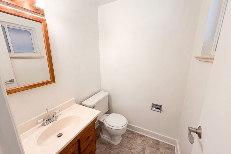 Photo 14 of 28 of 5667 Johnson St, Arvada, CO